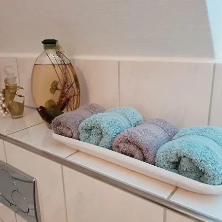 Gemuetliches Zimmer Mit Eigenem Bad/Wc/Kueche Kassel Zewnętrze zdjęcie