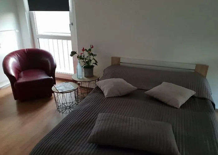Gemuetliches Zimmer Mit Eigenem Bad/Wc/Kueche