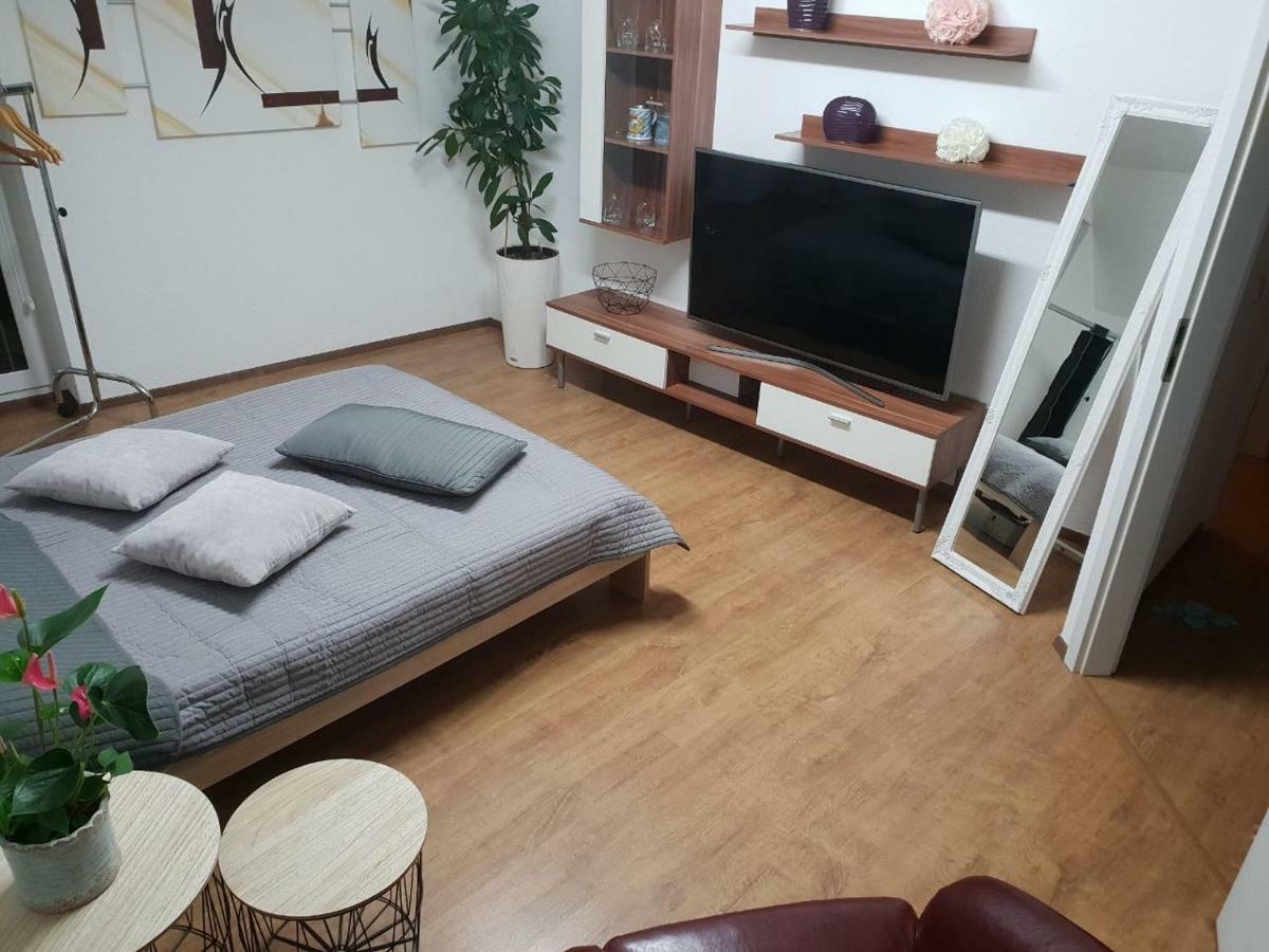 Homestay Gemuetliches Mit Eigenem Bad/wc/kueche